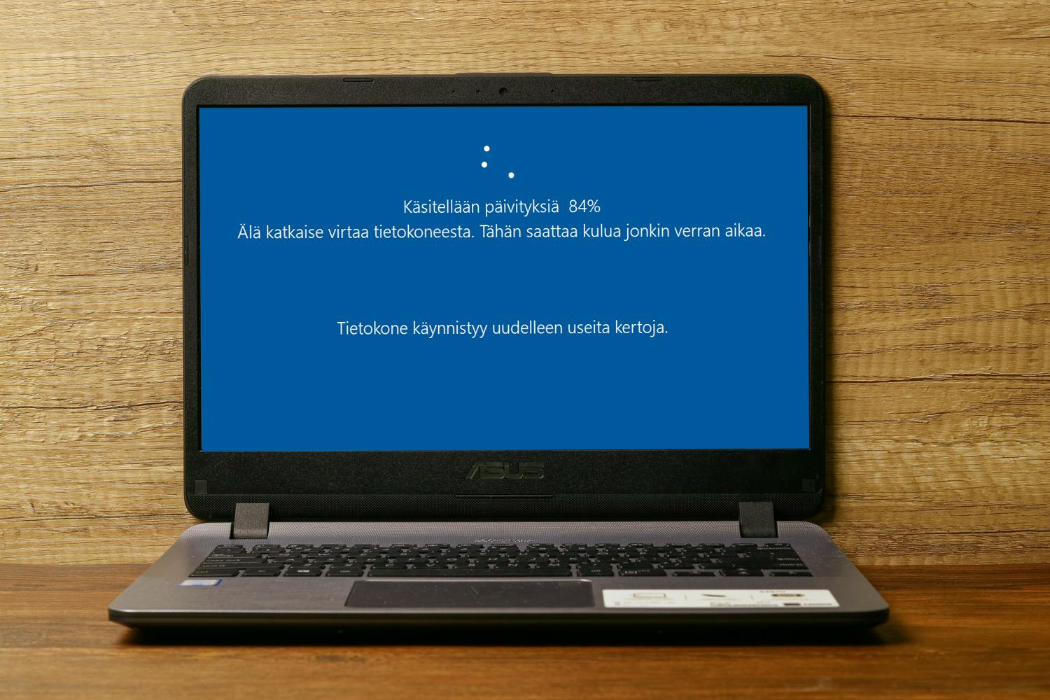 Tarkista, onko tietokoneellasi asennettuna Windowsin viimeisin versio